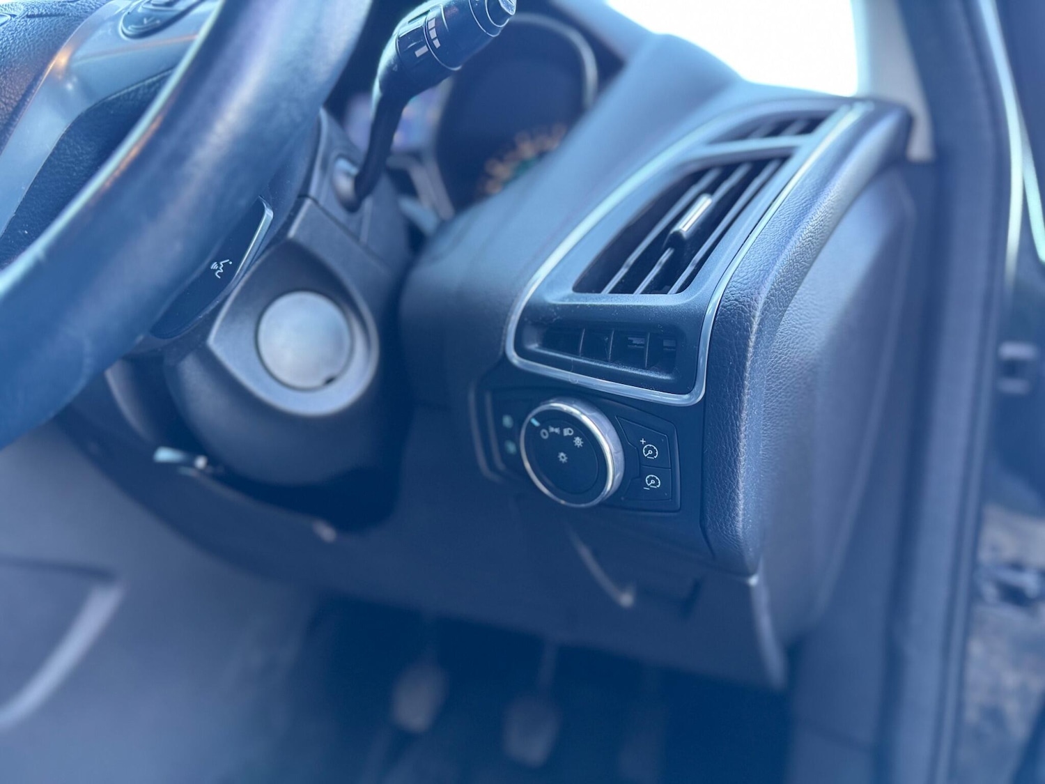 Used Ford Focus 2011 for sale - 76913254: Photo 36