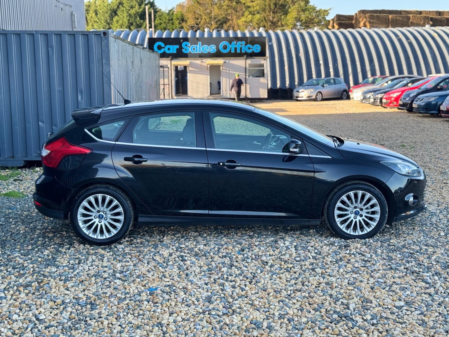 Used Ford Focus 2011 for sale - 76913254: Photo 9