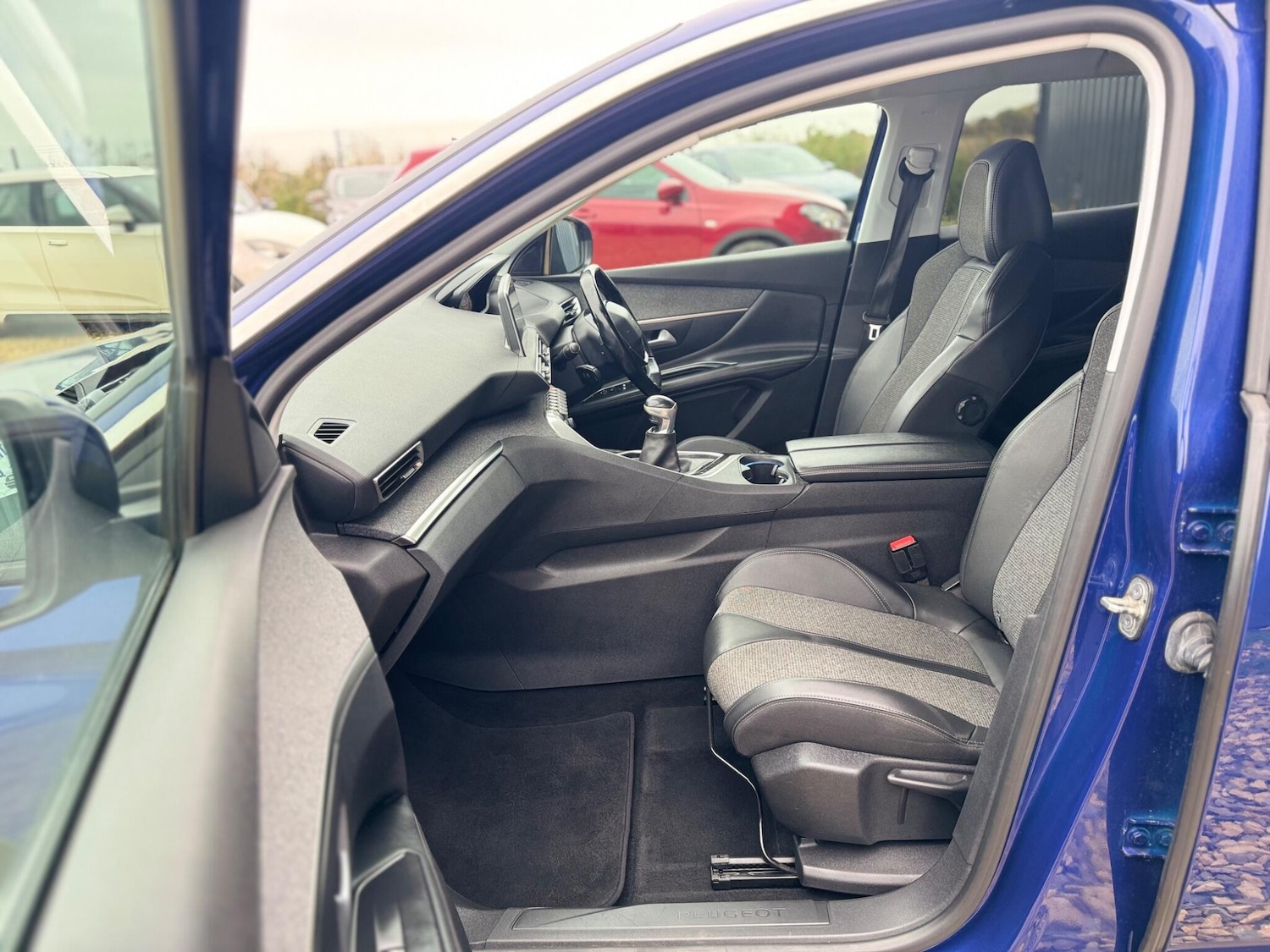 Used Peugeot 3008 2019 for sale - 76867004: Photo 11