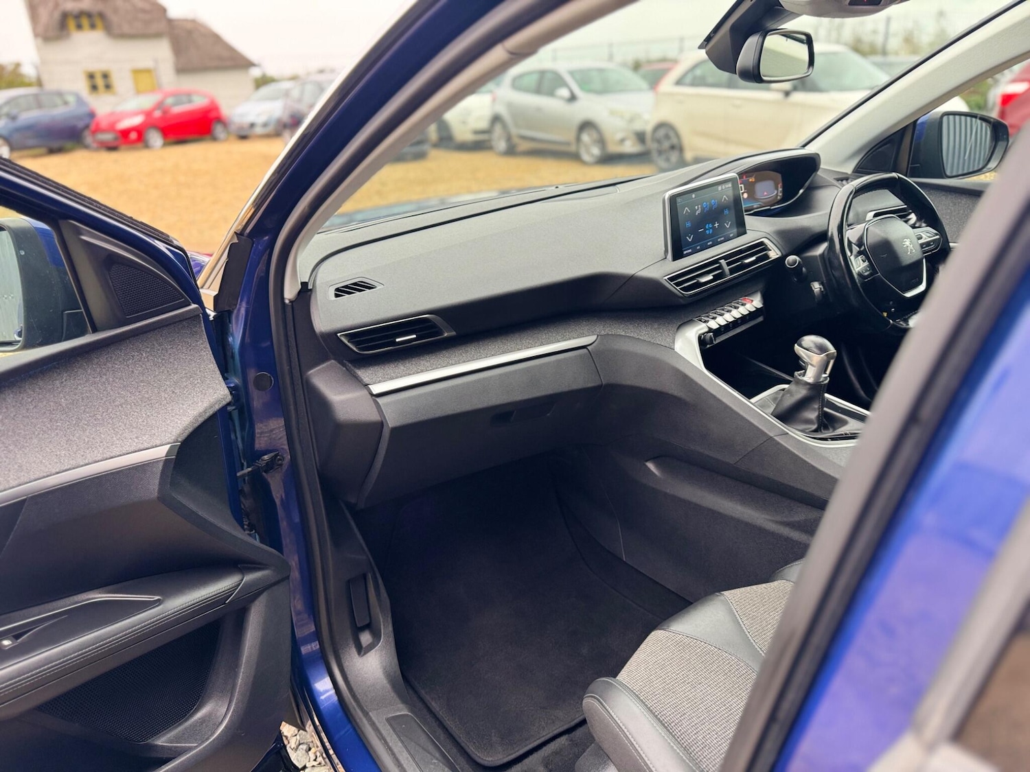 Used Peugeot 3008 2019 for sale - 76867004: Photo 12