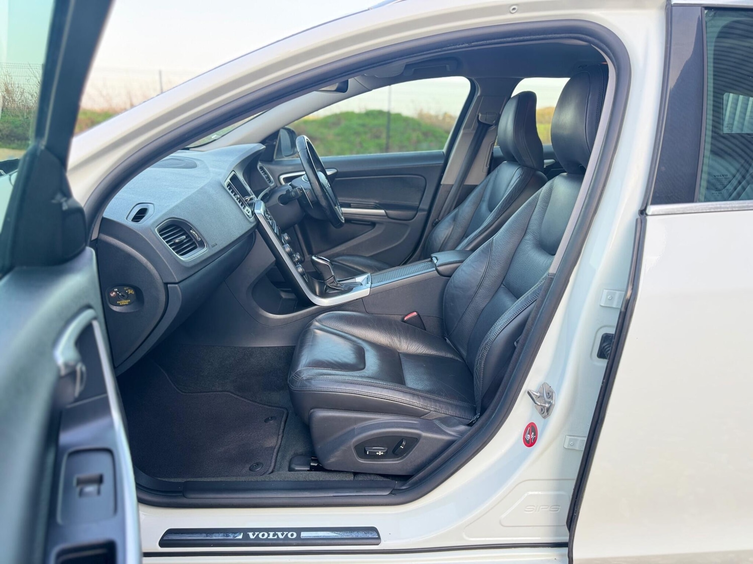 Used Volvo V60 for sale - 77684300: Photo 12