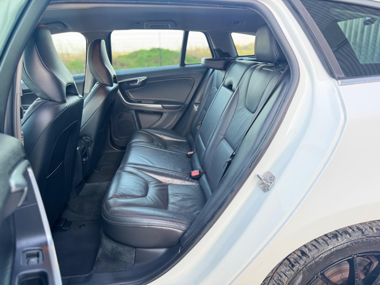 Used Volvo V60 for sale - 77684300: Photo 19