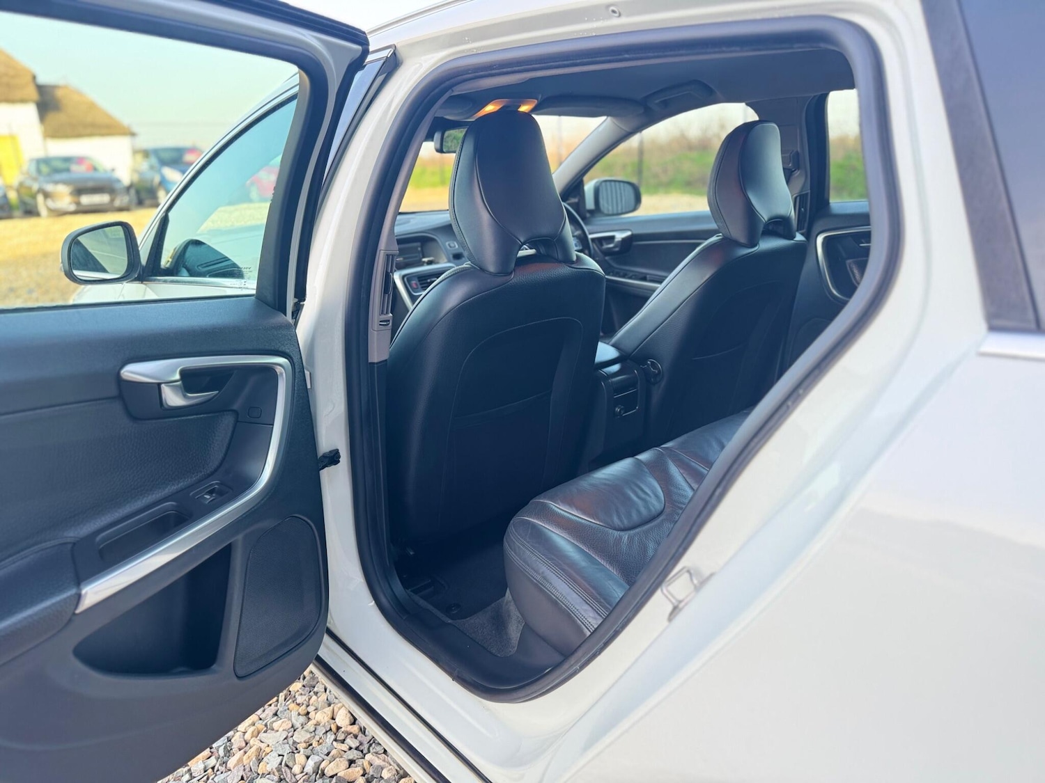 Used Volvo V60 for sale - 77684300: Photo 20