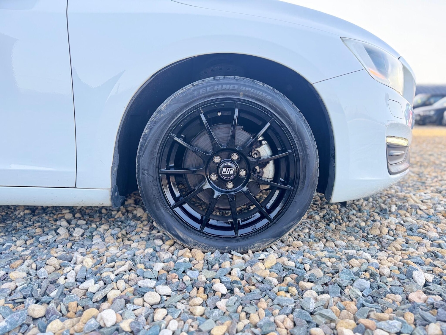 Used Volvo V60 for sale - 77684300: Photo 37