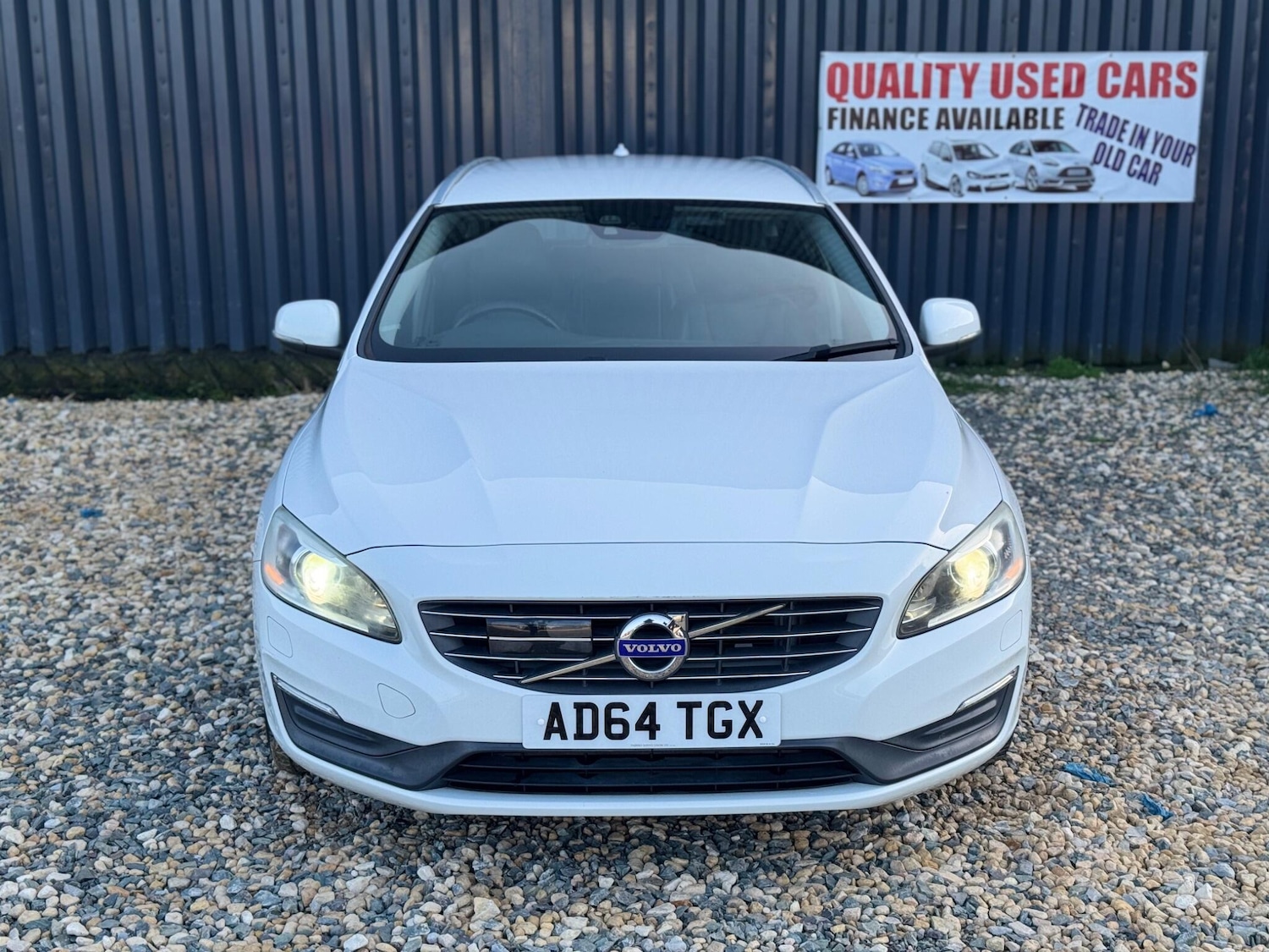 Used Volvo V60 for sale - 77684300: Photo 4