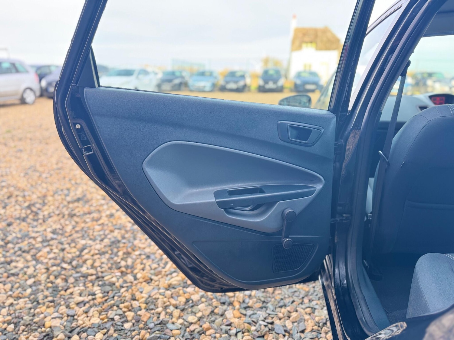 Used Ford Fiesta 2010 for sale - 77215844: Photo 20