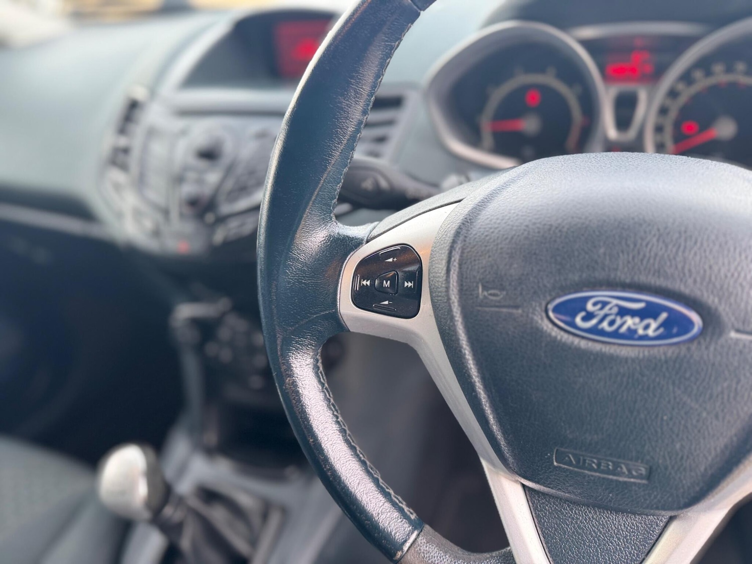 Used Ford Fiesta 2010 for sale - 77215844: Photo 29