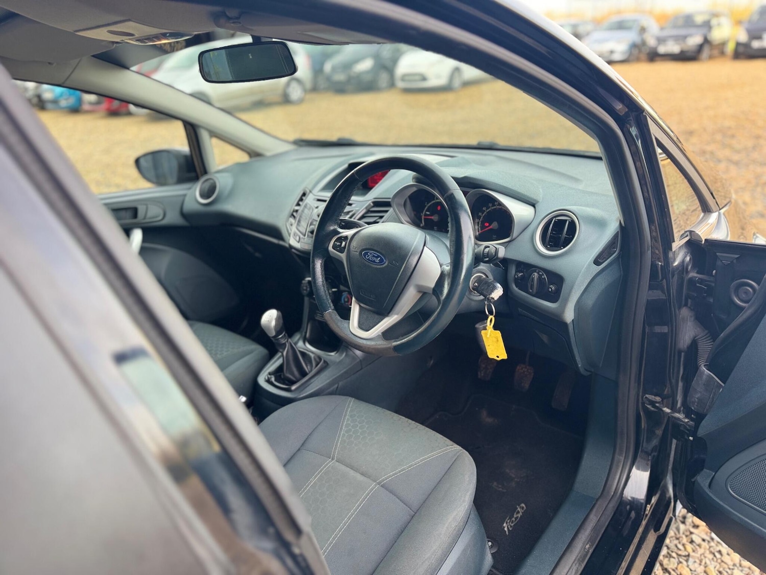 Used Ford Fiesta 2010 for sale - 77215844: Photo 35