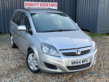 (64) - 1.8 16V Exclusiv Euro 5 5dr (SNav)