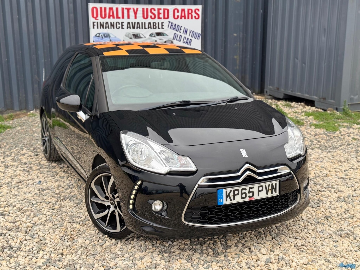 Used DS Automobiles DS 3 2015 for sale - 76867010: Photo 1