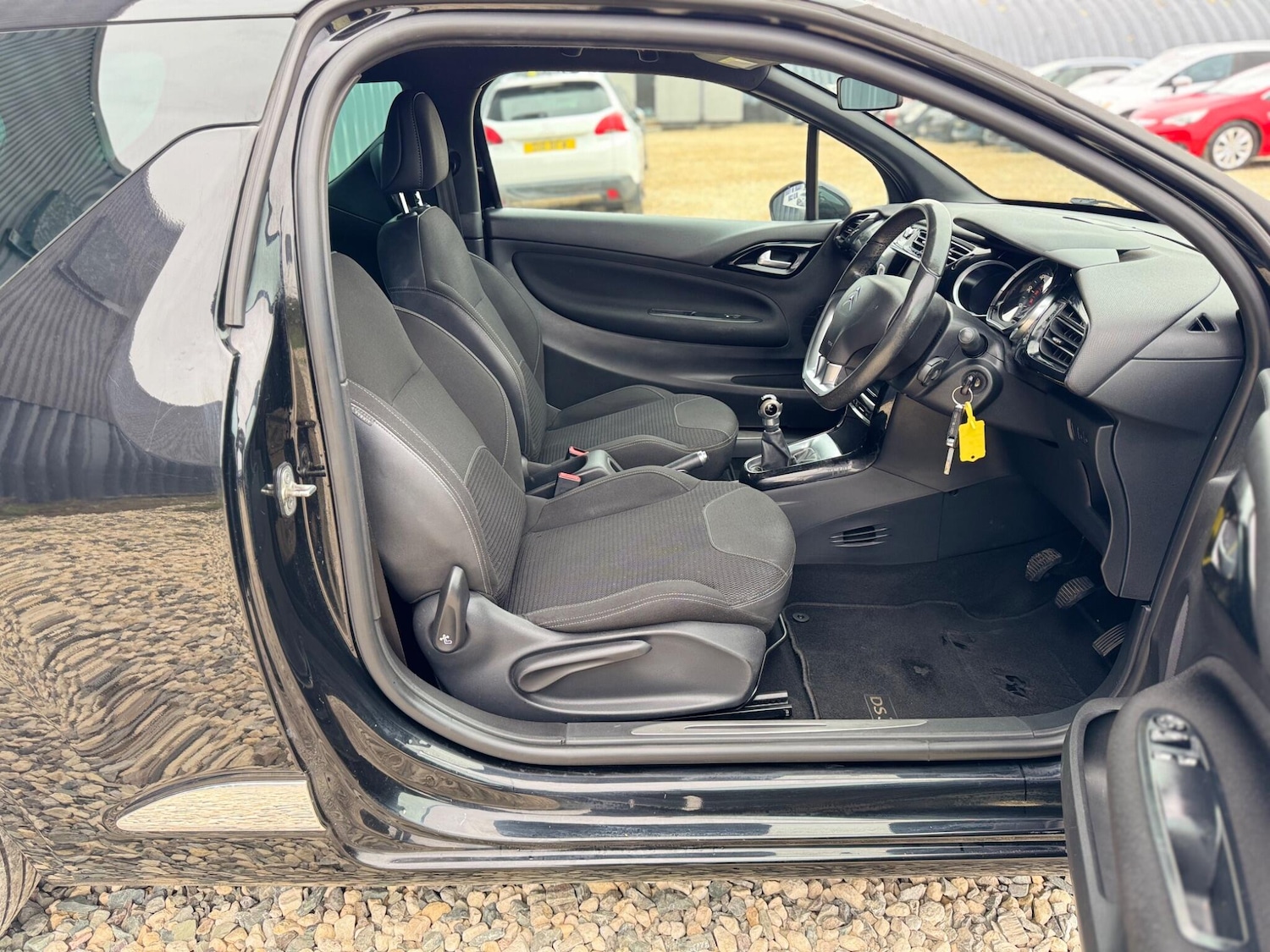 Used DS Automobiles DS 3 2015 for sale - 76867010: Photo 20