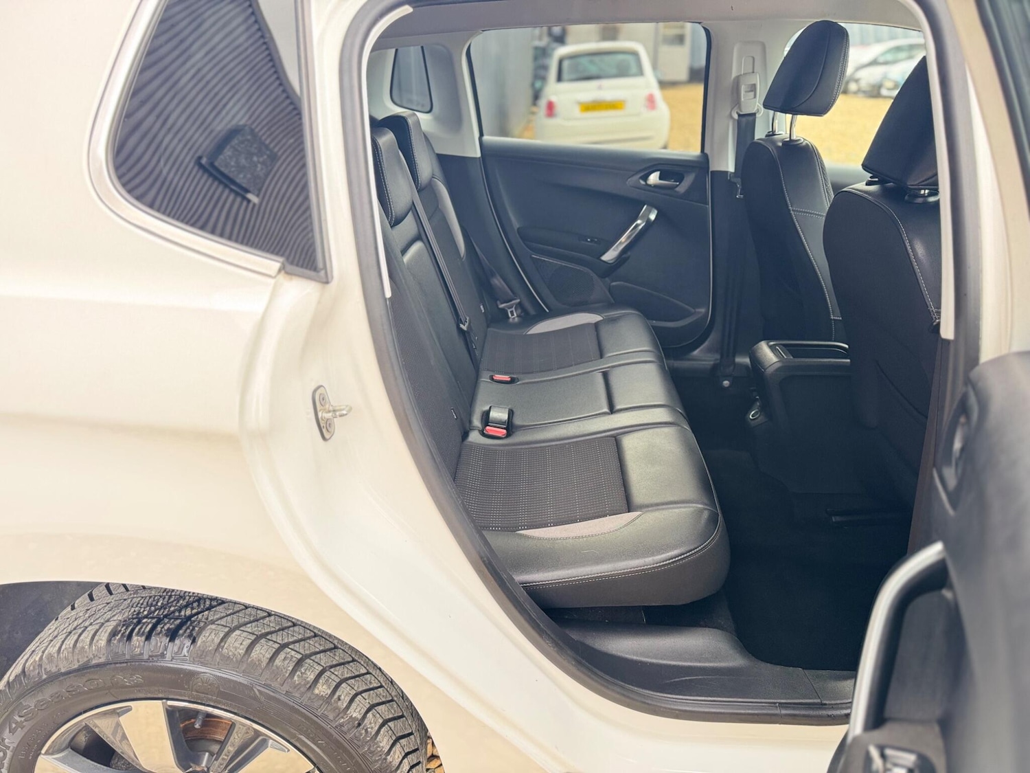 Used Peugeot 2008 2015 for sale - 76607466: Photo 24