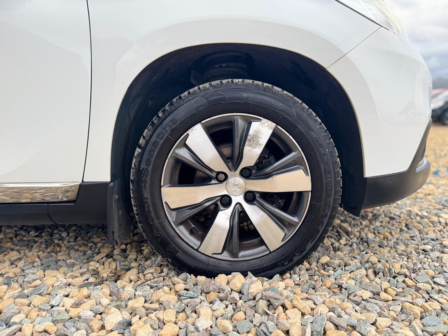 Used Peugeot 2008 2015 for sale - 76607466: Photo 36