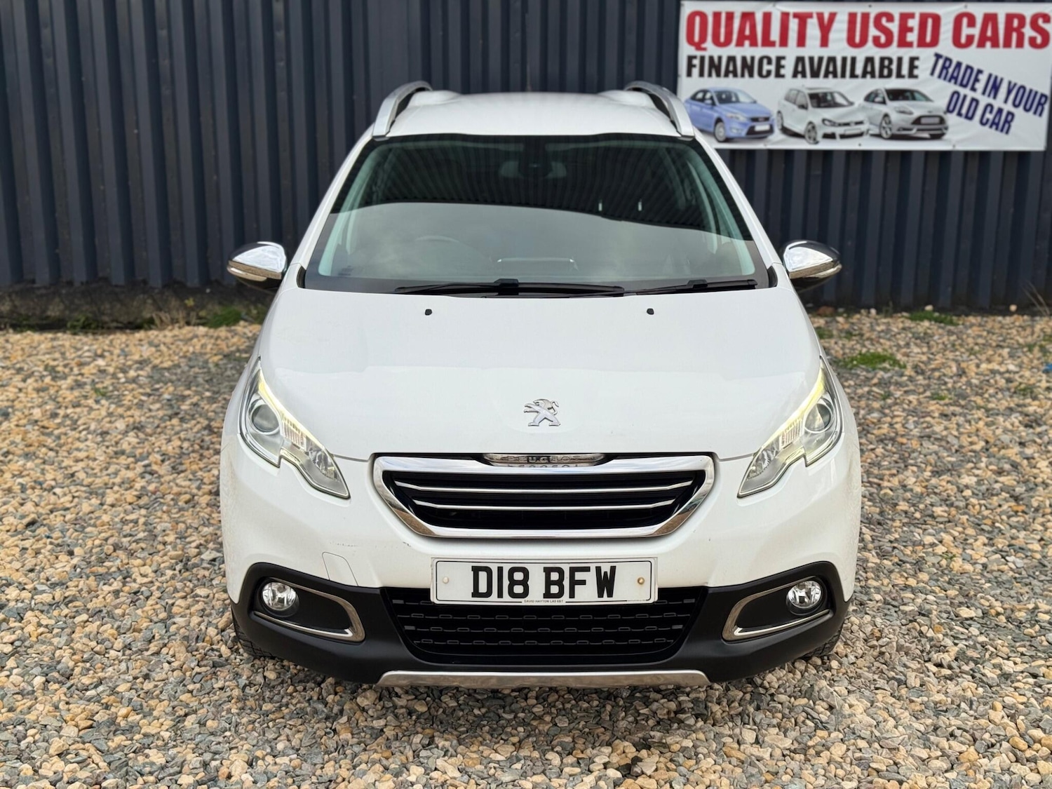 Used Peugeot 2008 2015 for sale - 76607466: Photo 4