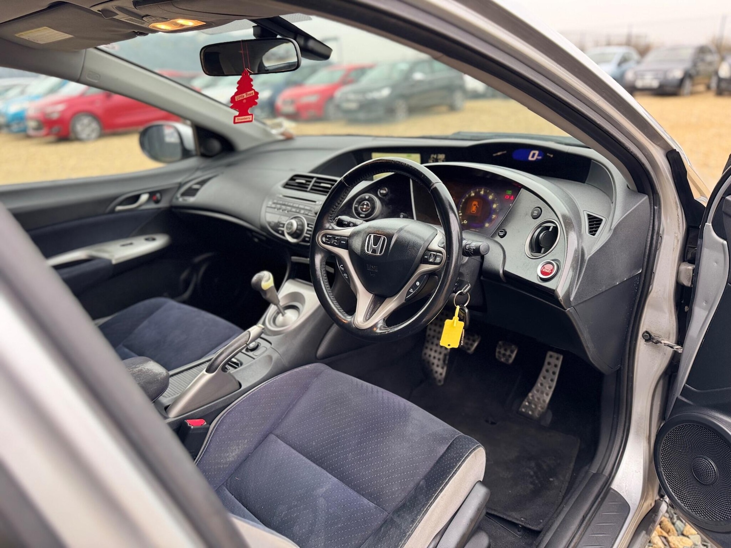 Used Honda Civic for sale - 77268132: Photo 16