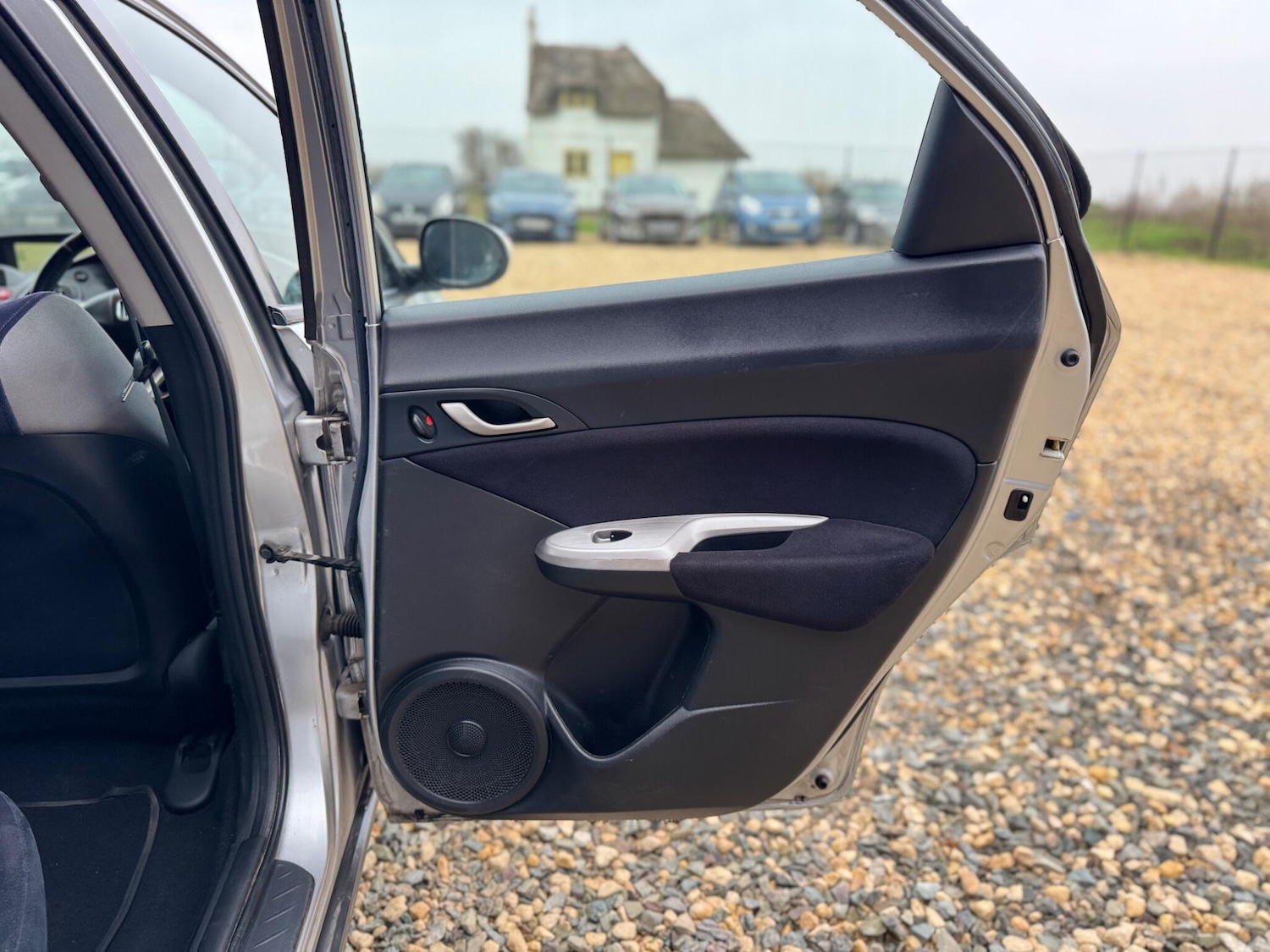 Used Honda Civic for sale - 77268132: Photo 24