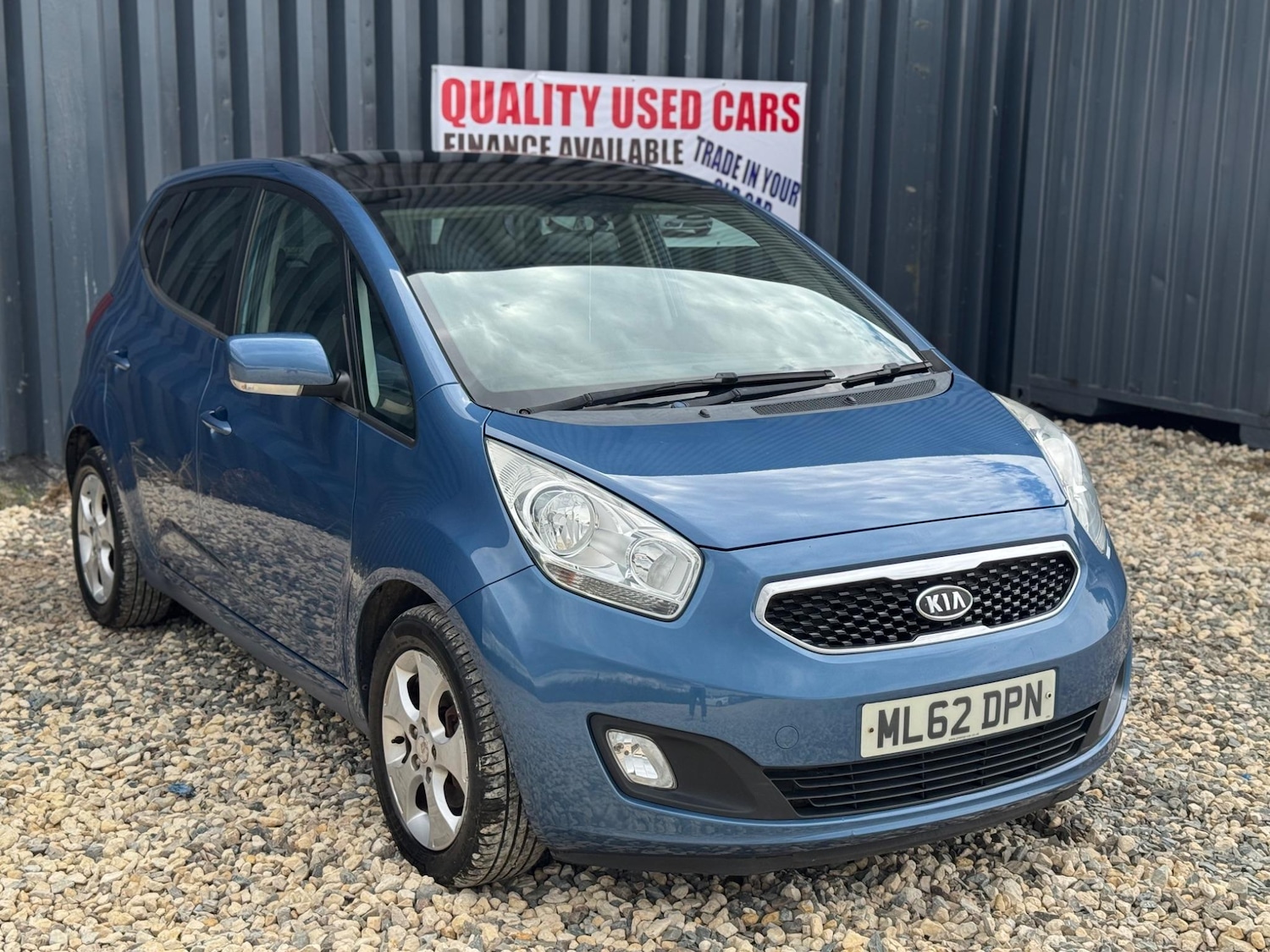 Used Kia Venga 2012 for sale - 76608356: Photo 2