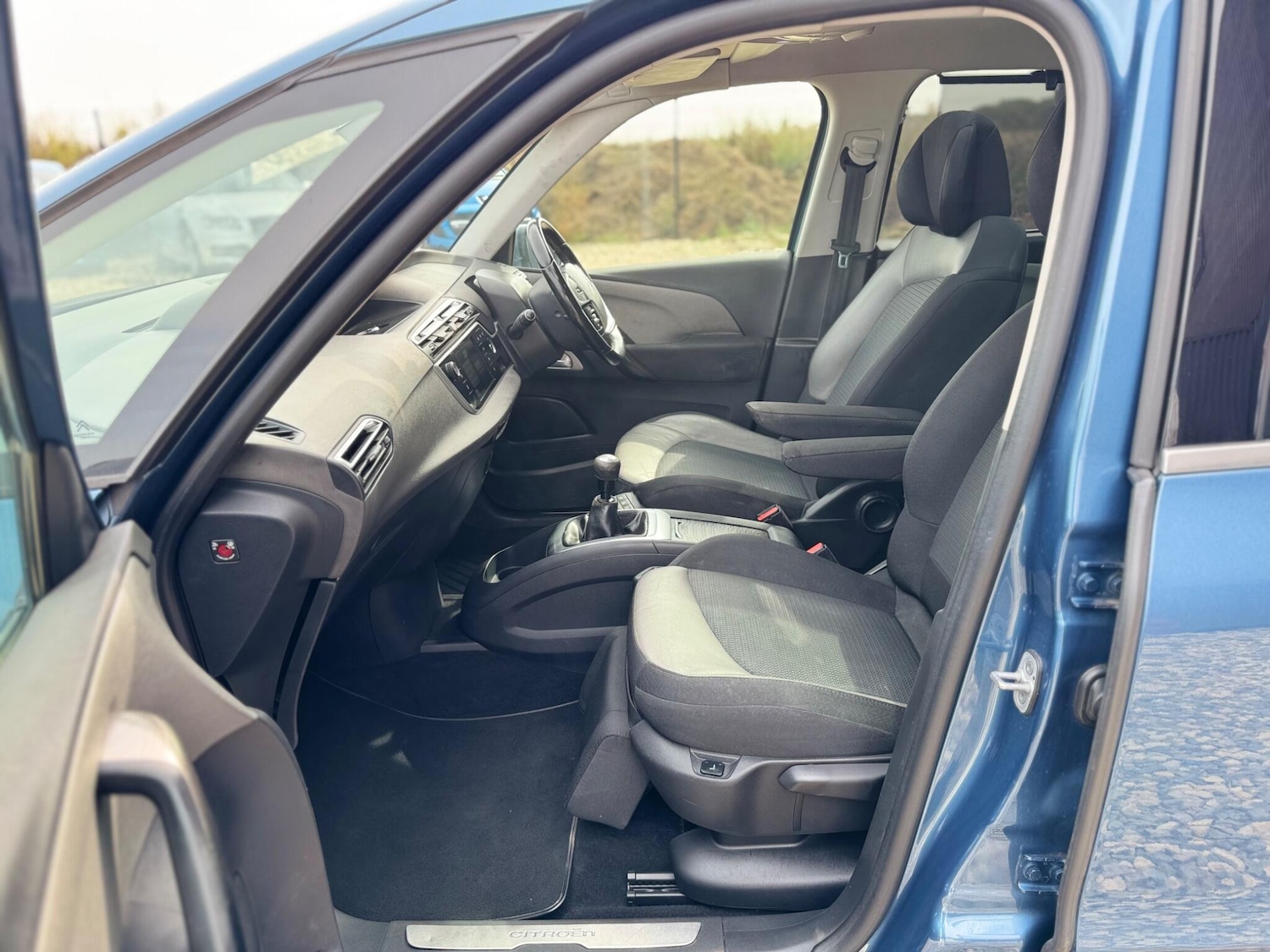 Used Citroen C4 Picasso 2015 for sale - 76607290: Photo 15