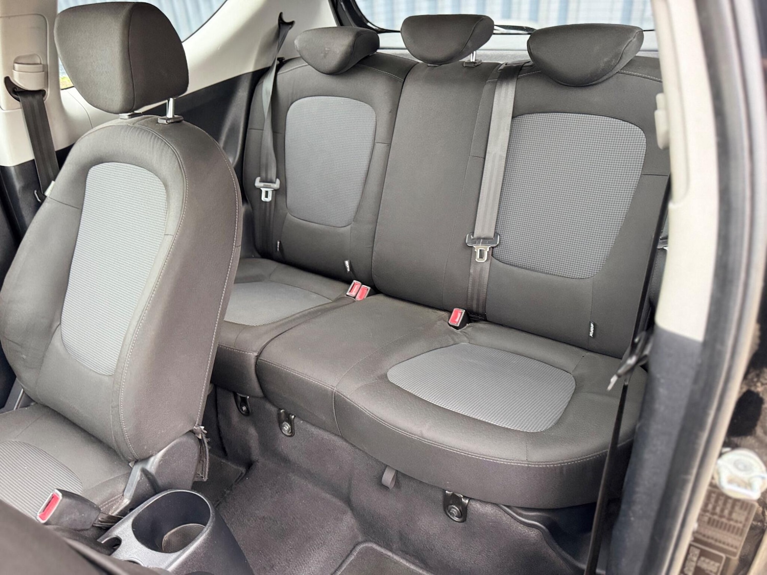 Used Hyundai i20 2010 for sale - 76867028: Photo 15