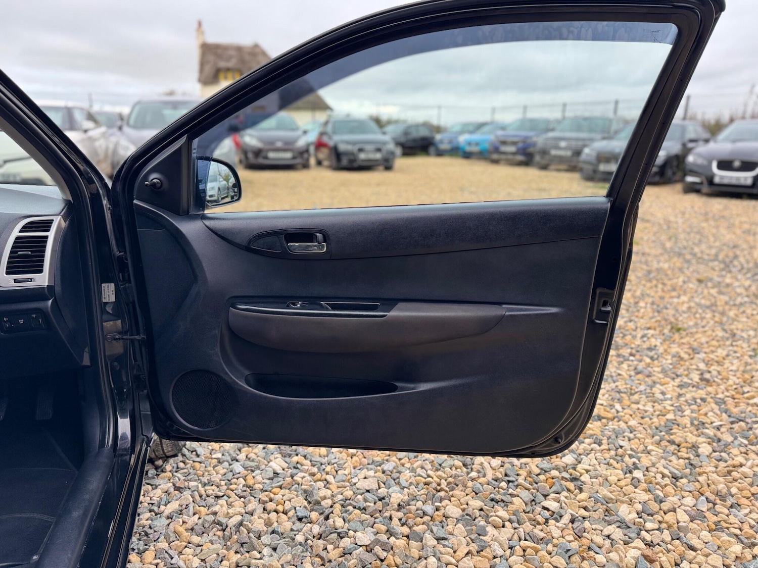 Used Hyundai i20 2010 for sale - 76867028: Photo 17