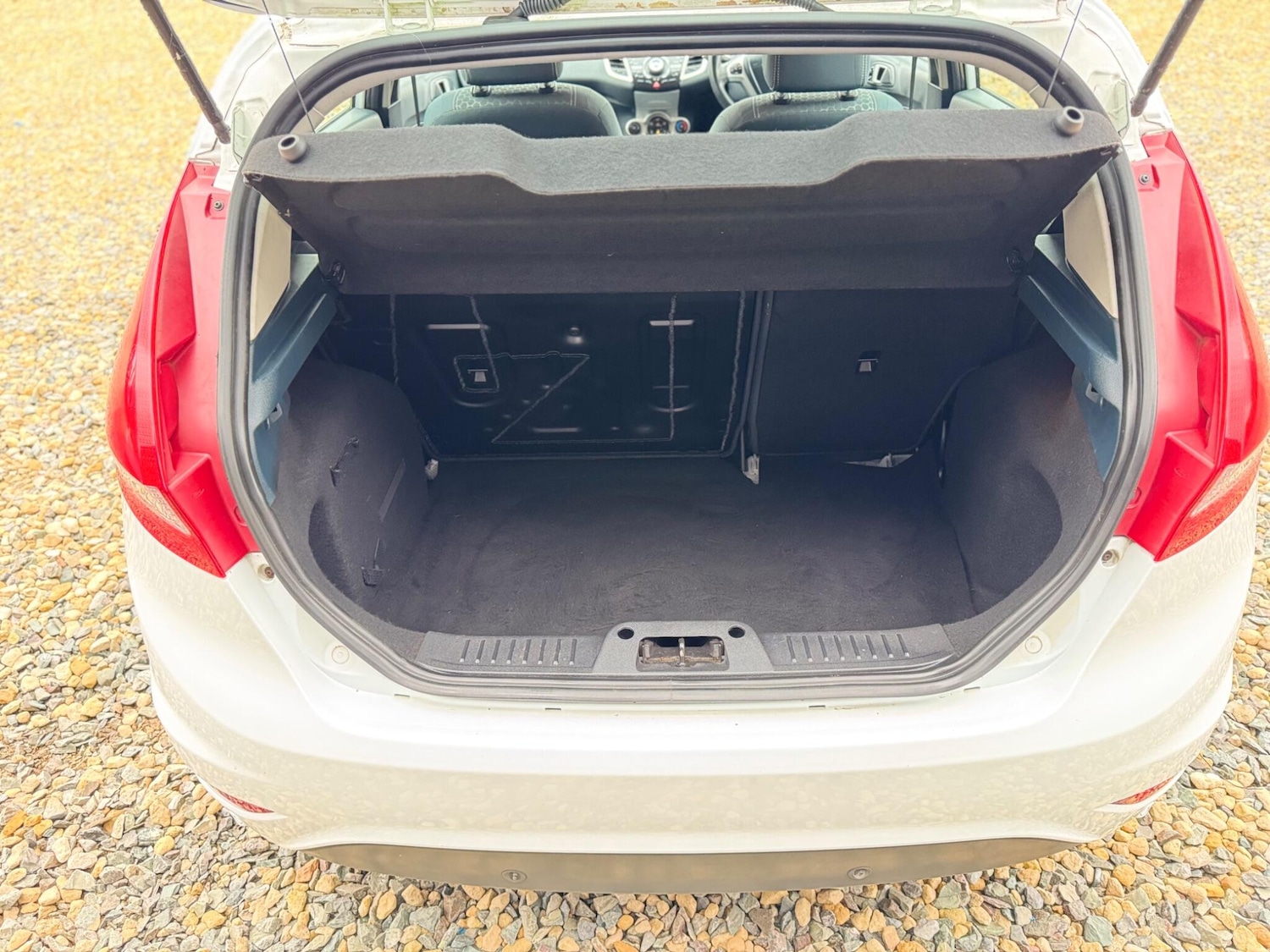 Used Ford Fiesta 2012 for sale - 77440021: Photo 28