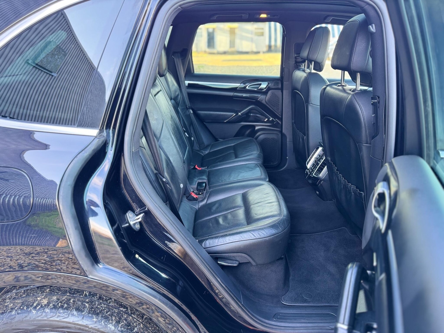 Used Porsche Cayenne 2010 for sale - 77237581: Photo 17