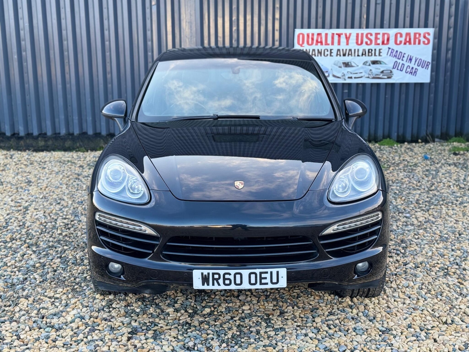Used Porsche Cayenne 2010 for sale - 77237581: Photo 2