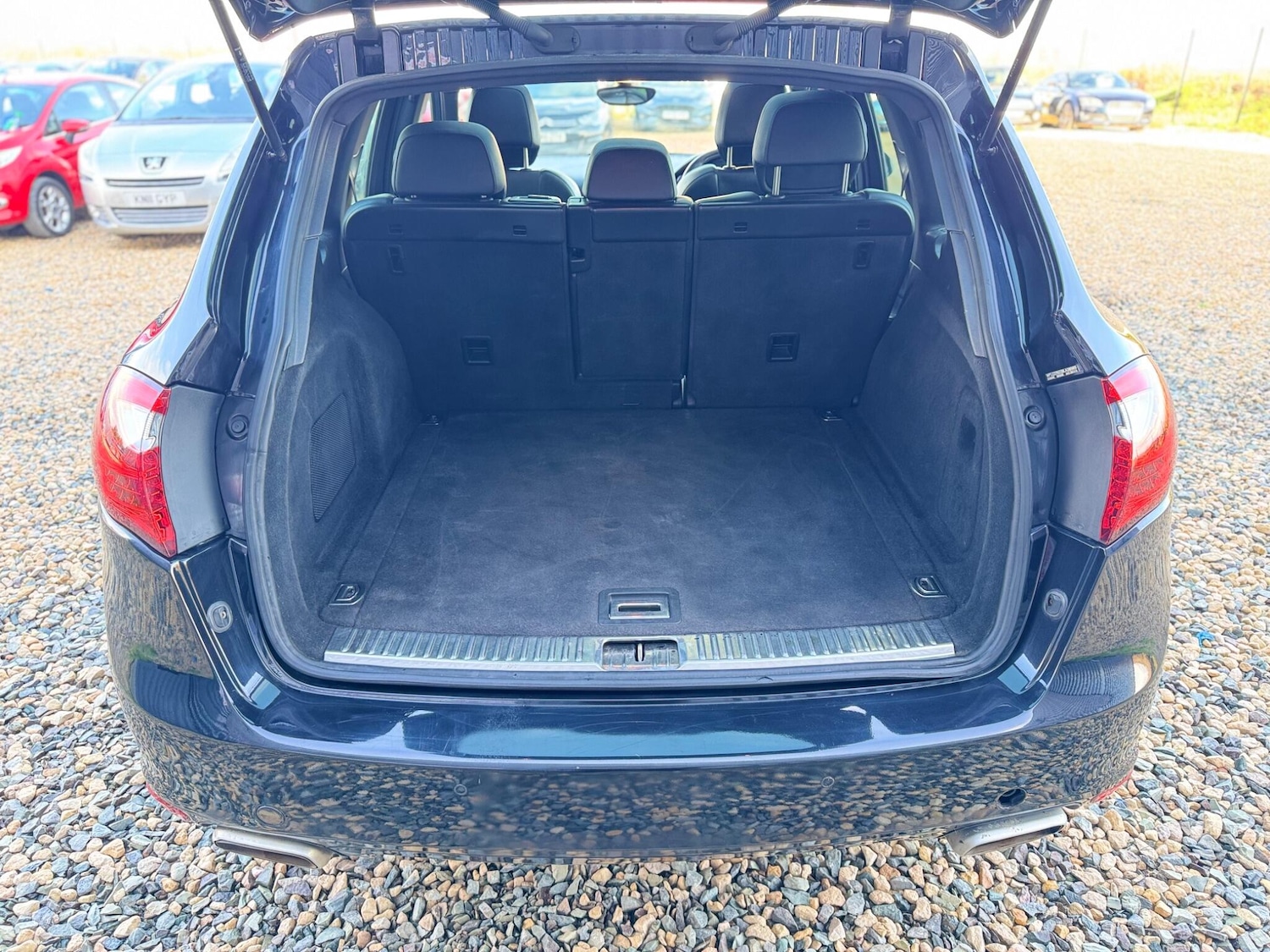 Used Porsche Cayenne 2010 for sale - 77237581: Photo 30