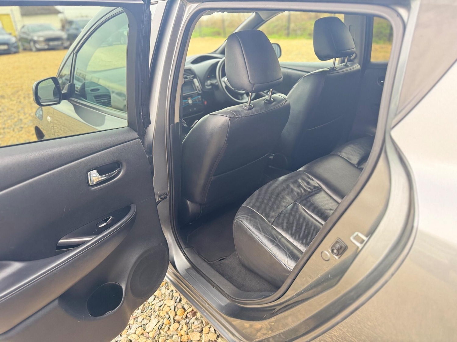 Used Nissan Leaf for sale - 77215915: Photo 15