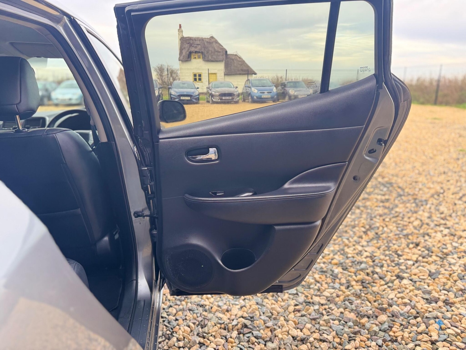 Used Nissan Leaf for sale - 77215915: Photo 23