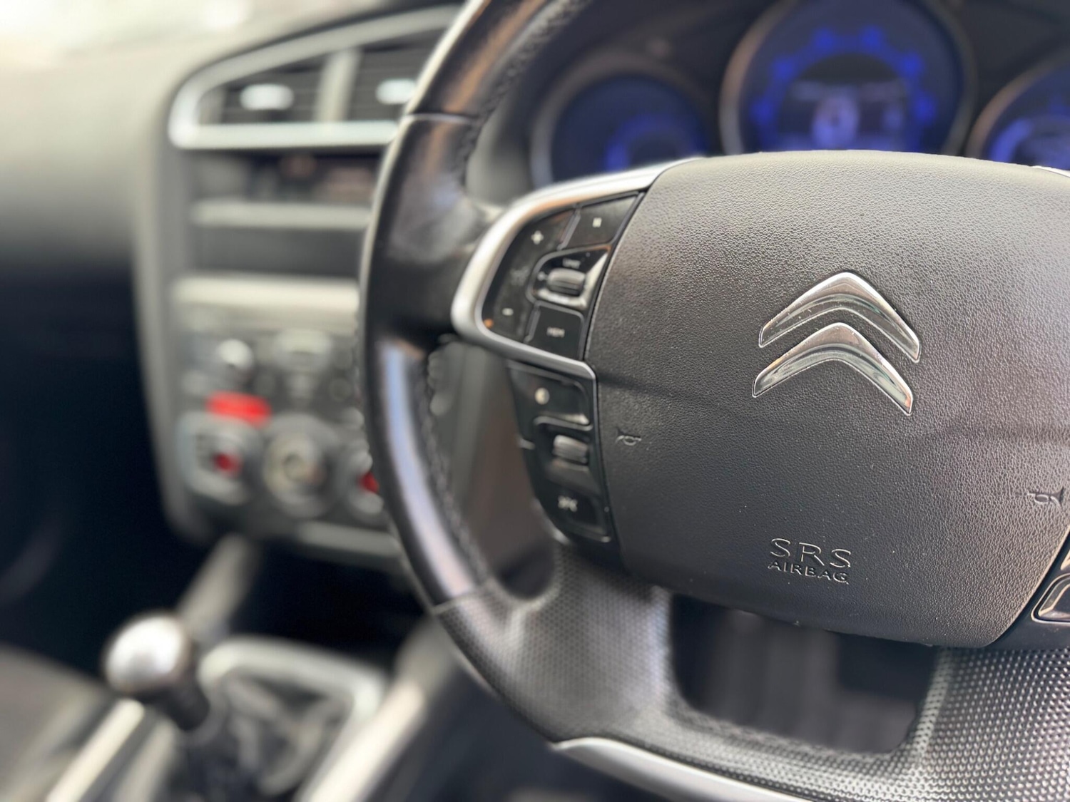 Used Citroen C4 2011 for sale - 76607952: Photo 32