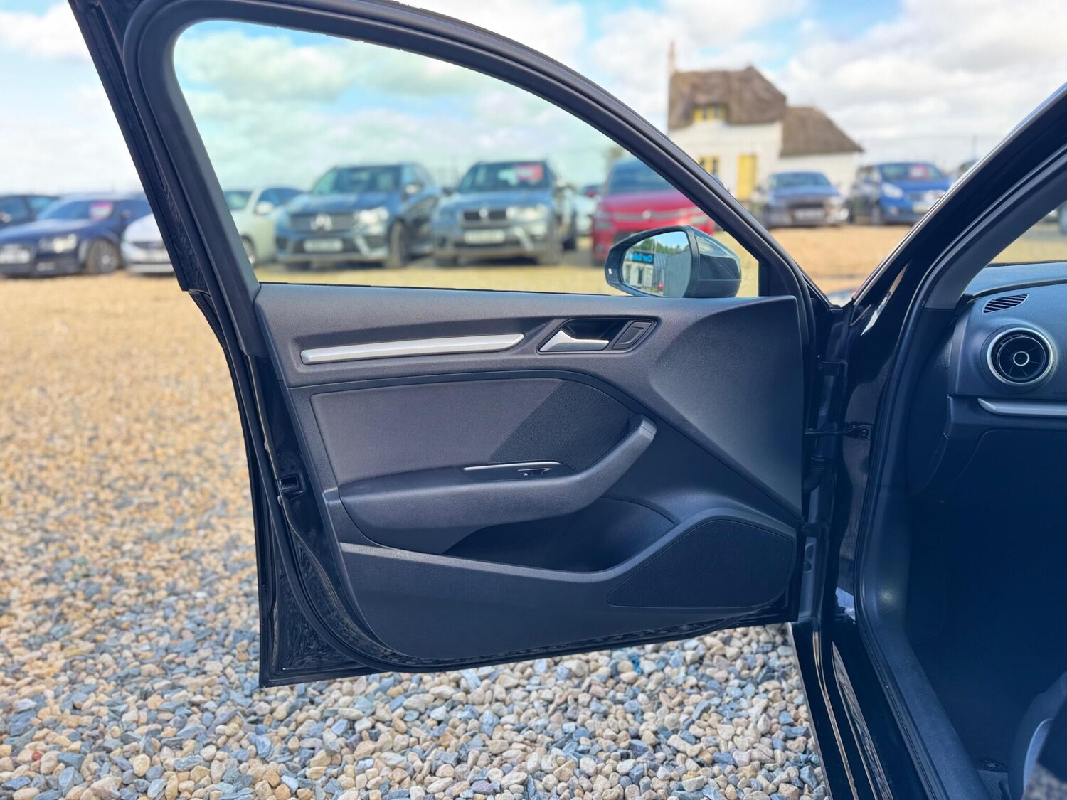 Used Audi A3 2016 for sale - 77839364: Photo 19