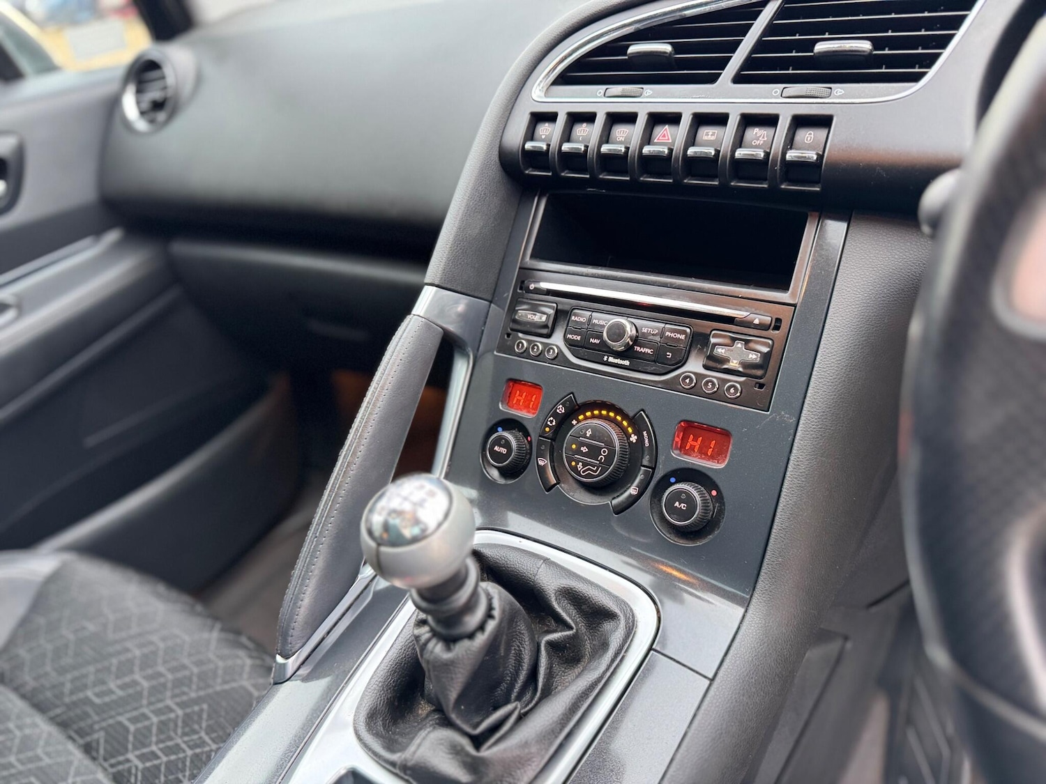 Used Peugeot 3008 2014 for sale - 76887401: Photo 12