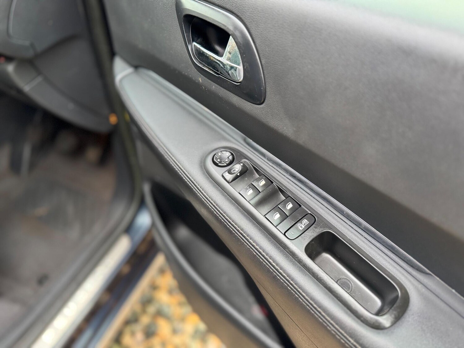 Used Peugeot 3008 2014 for sale - 76887401: Photo 24