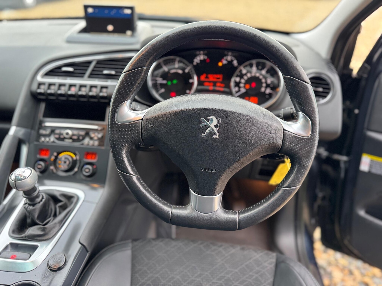 Used Peugeot 3008 2014 for sale - 76887401: Photo 32