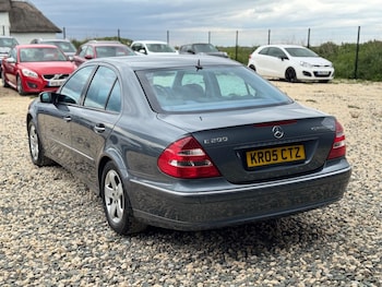 Used Mercedes-Benz E Class 2005 for sale - 78601347: Photo