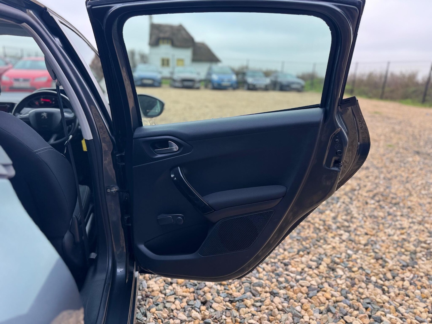 Used Peugeot 208 2021 for sale - 77230312: Photo 20