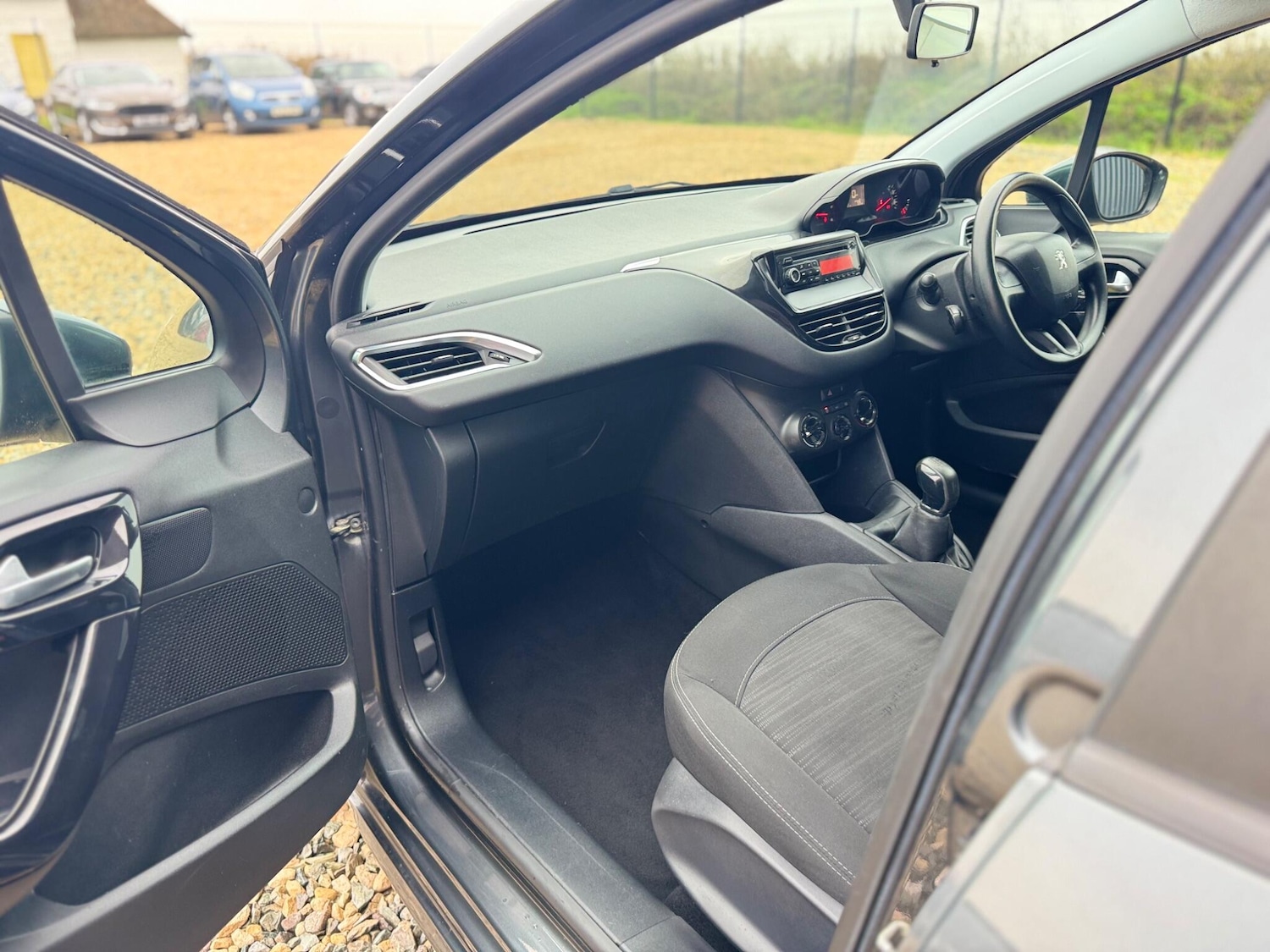 Used Peugeot 208 2021 for sale - 77230312: Photo 31