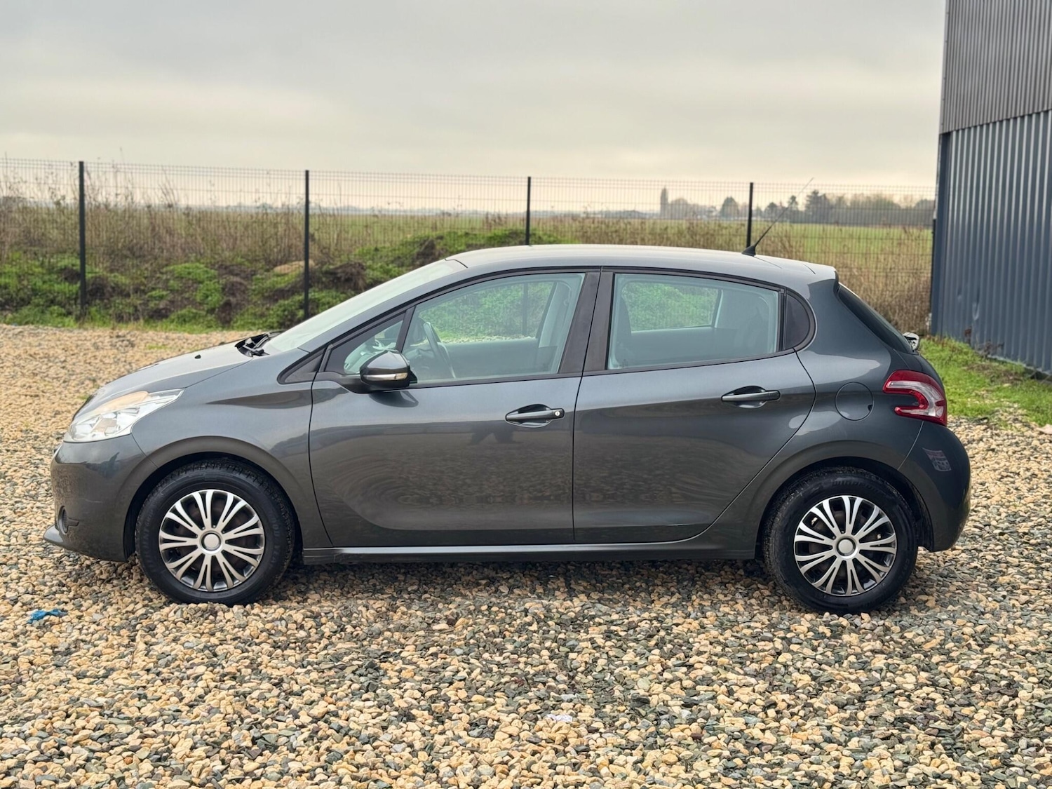 Used Peugeot 208 2021 for sale - 77230312: Photo 7