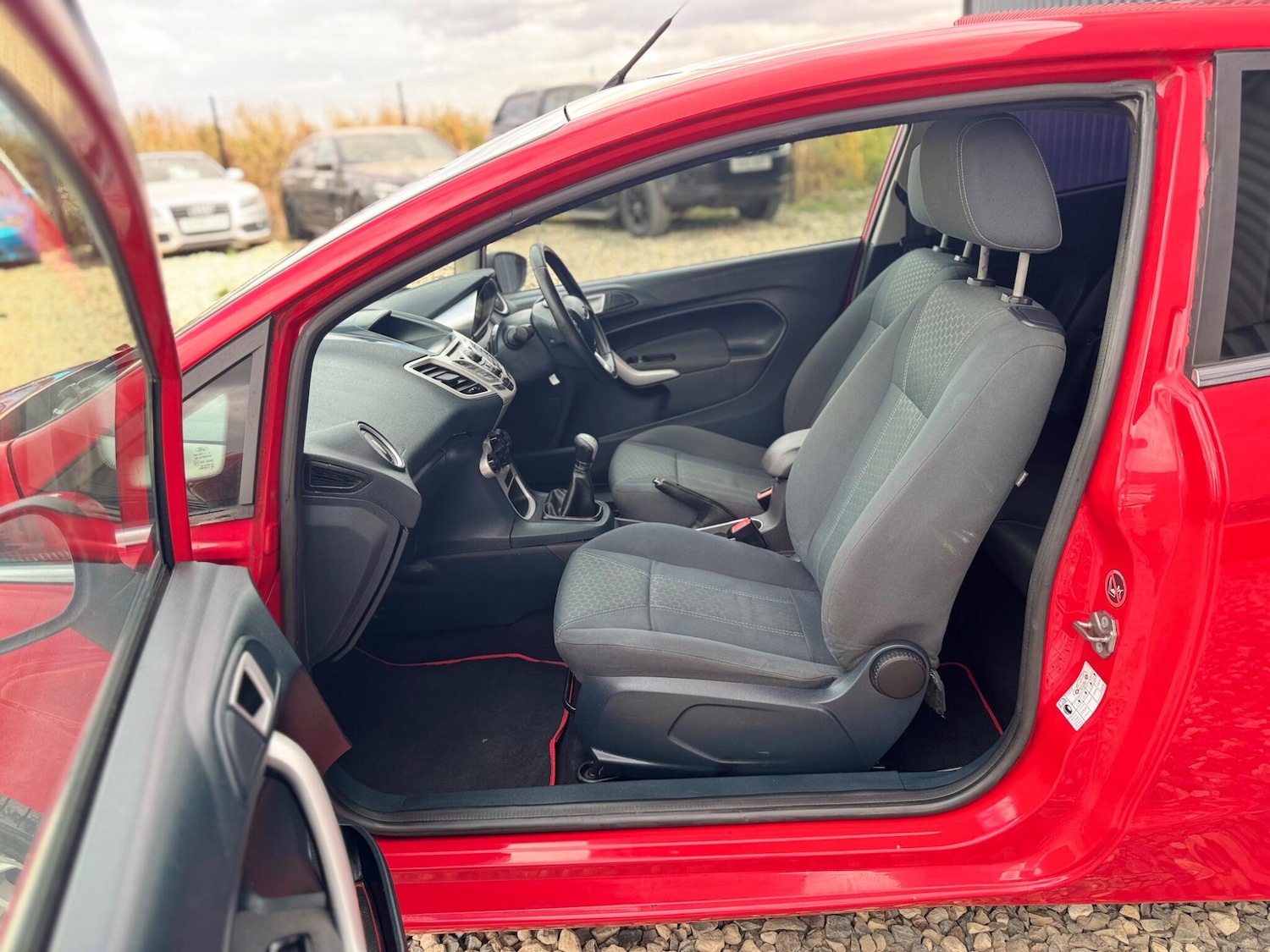 Used Ford Fiesta 2012 for sale - 76607483: Photo 11