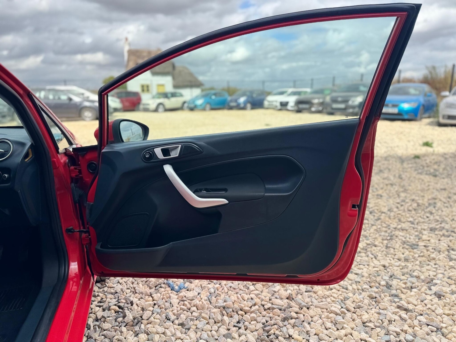 Used Ford Fiesta 2012 for sale - 76607483: Photo 17