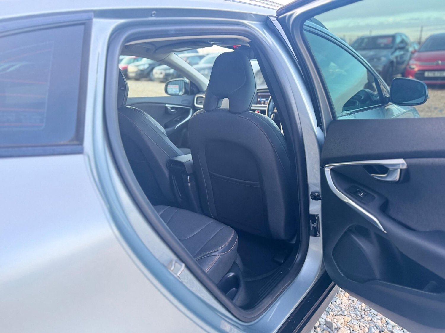 Used Volvo V40 Cross Country for sale - 78086897: Photo 17