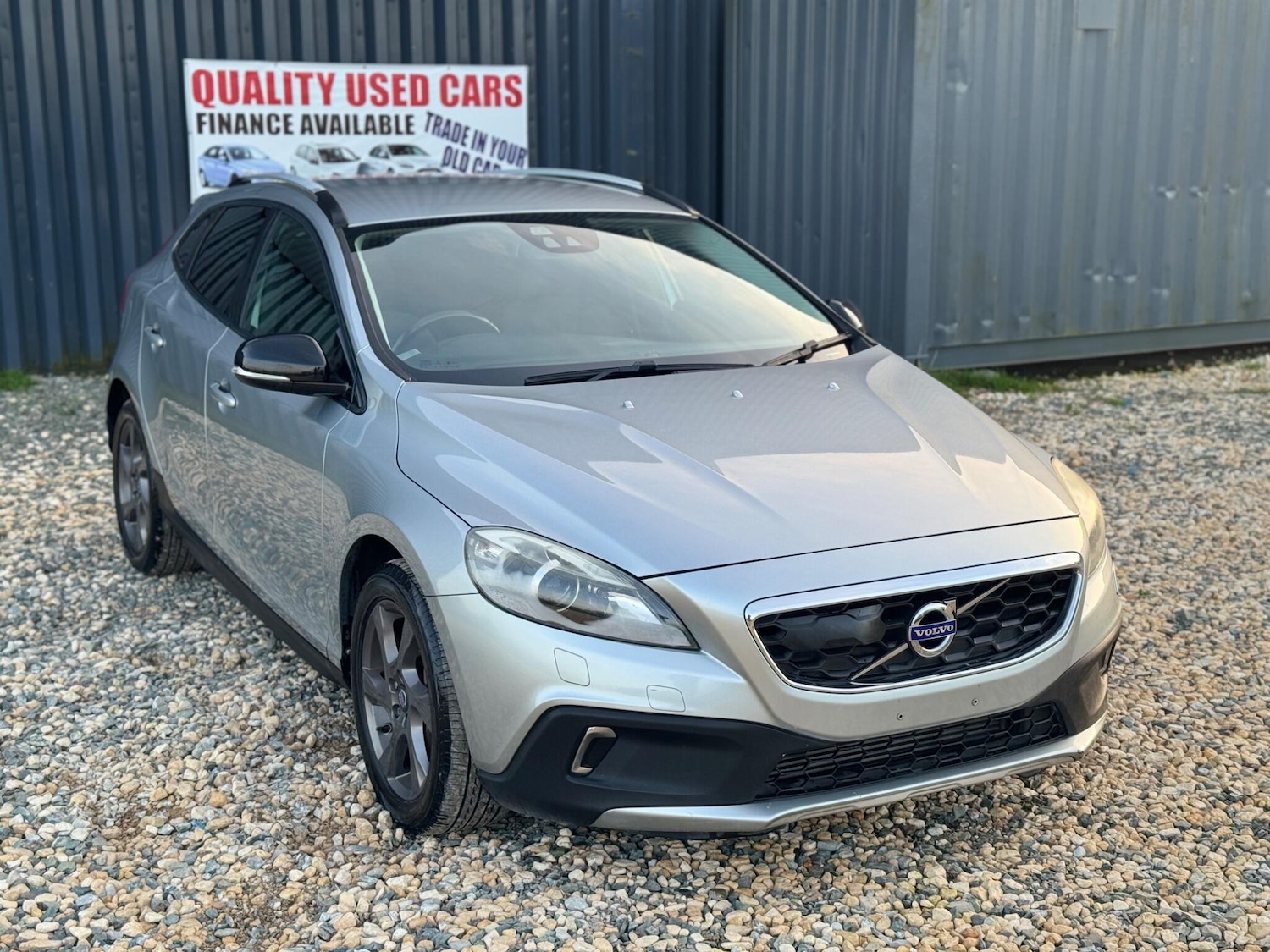 Used Volvo V40 Cross Country for sale - 78086897: Photo 6