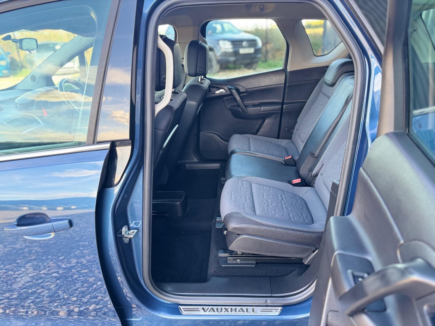 Used Vauxhall Meriva 2014 for sale - 76867019: Photo 15