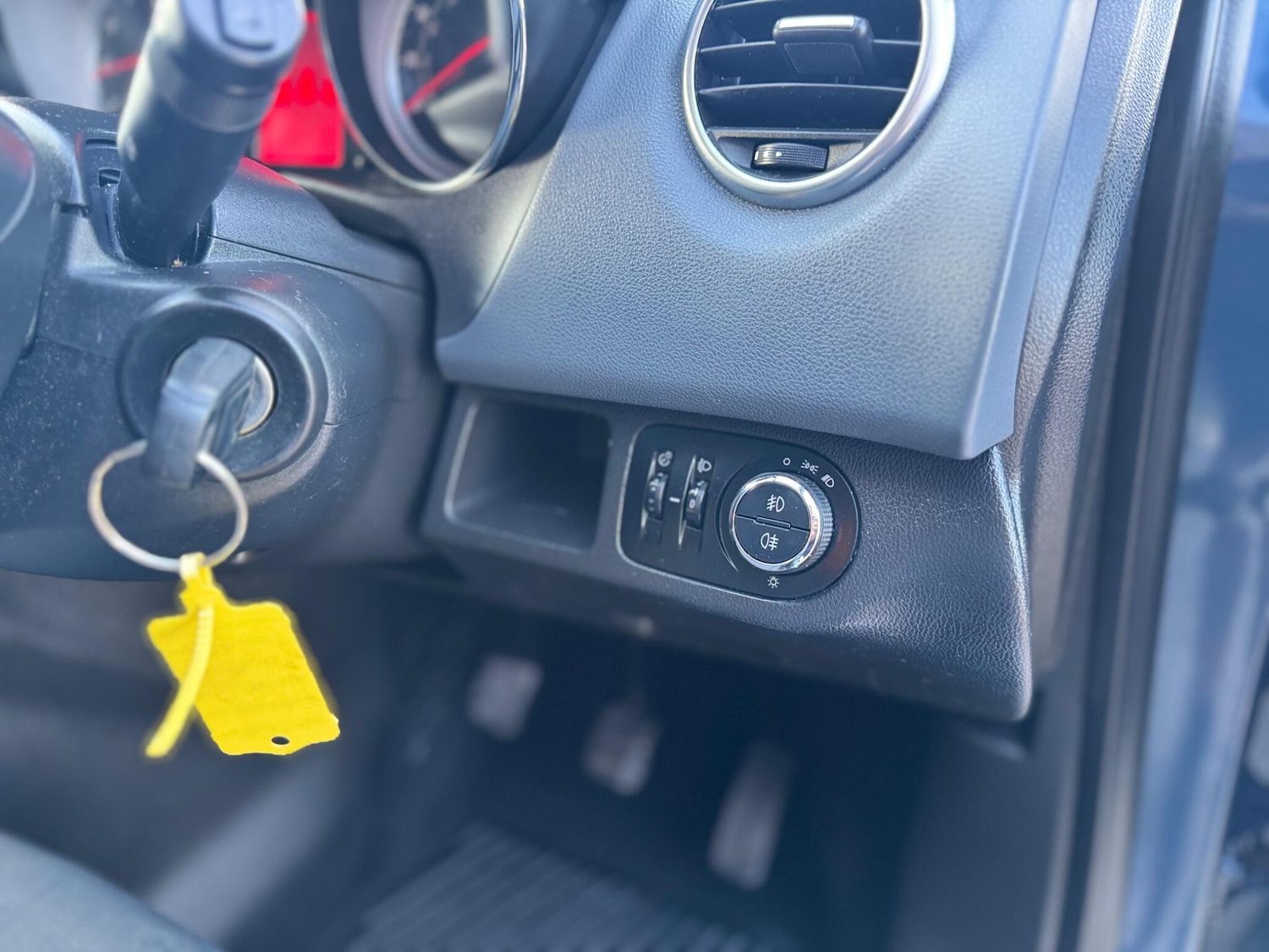 Used Vauxhall Meriva 2014 for sale - 76867019: Photo 30