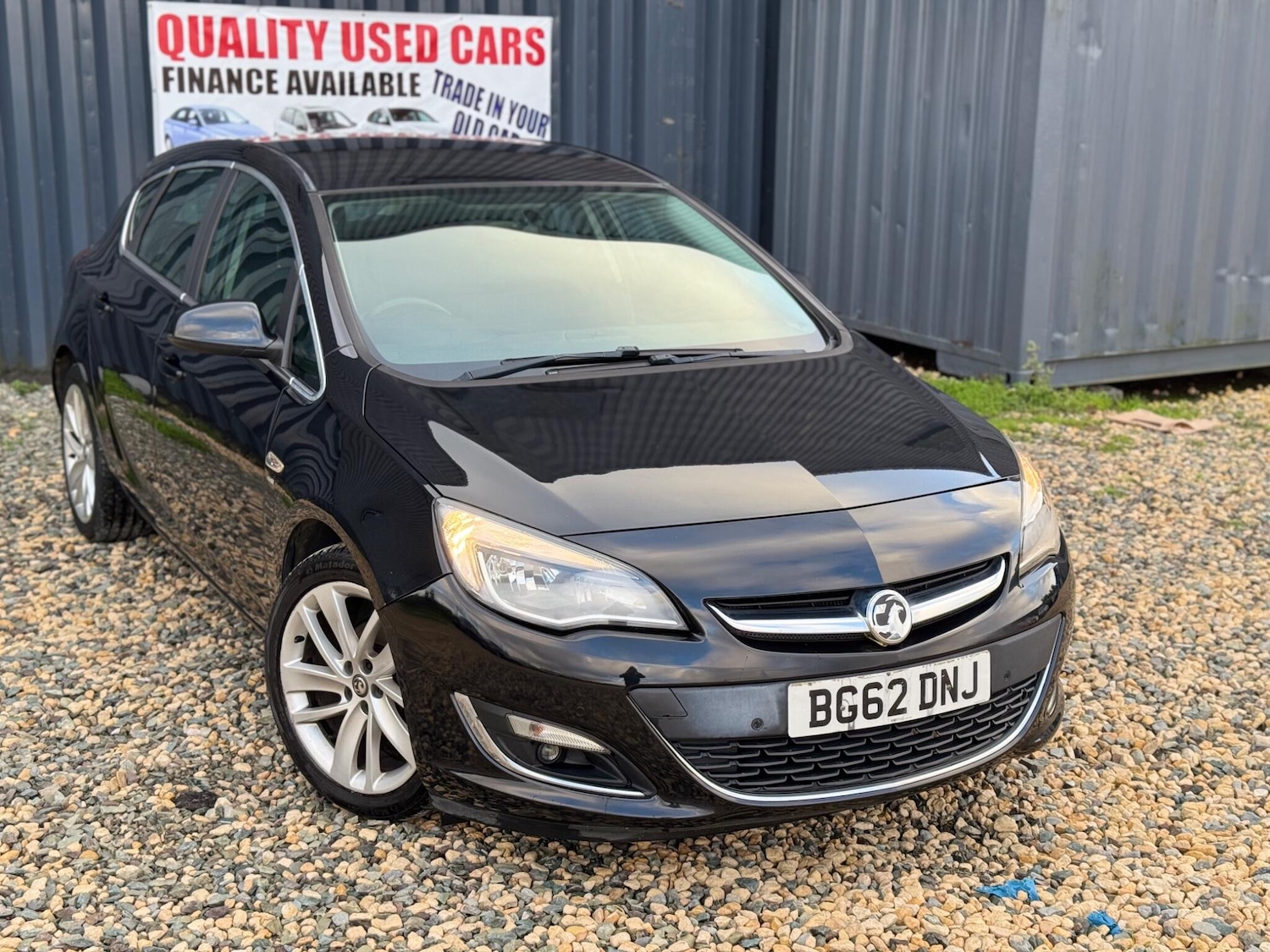 Used Vauxhall Astra 2012 for sale - 76867005: Photo 1
