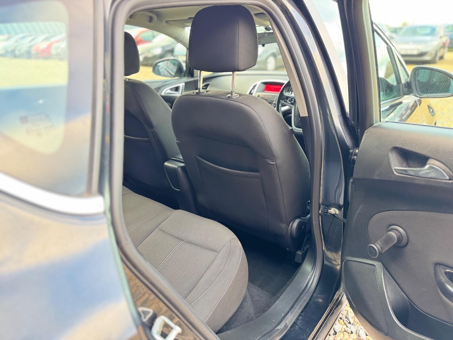 Used Vauxhall Astra 2012 for sale - 76867005: Photo 17