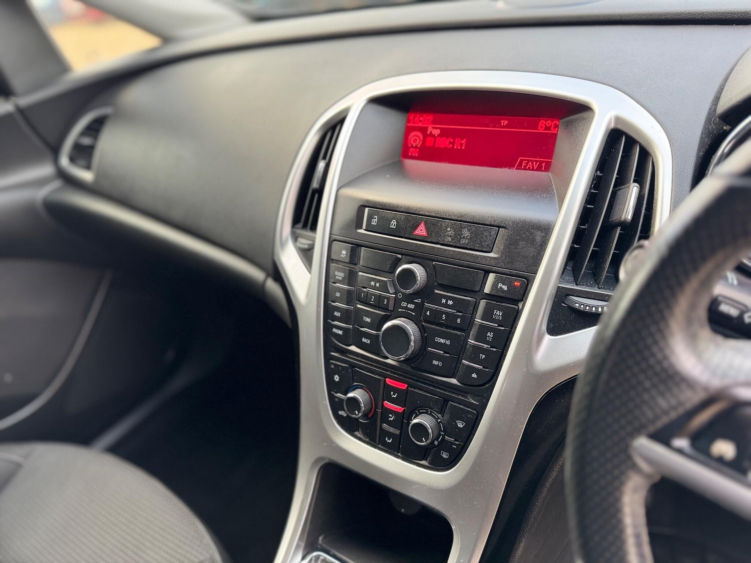 Used Vauxhall Astra 2012 for sale - 76867005: Photo 36