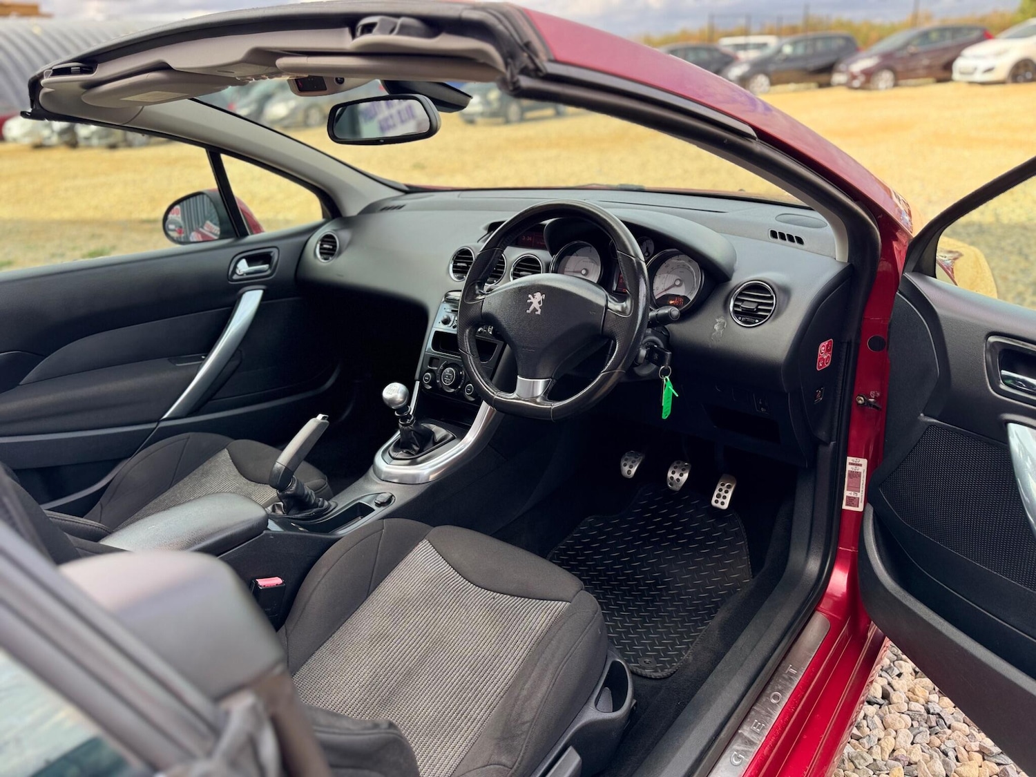 Used Peugeot 308 CC 2010 for sale - 76867031: Photo 19