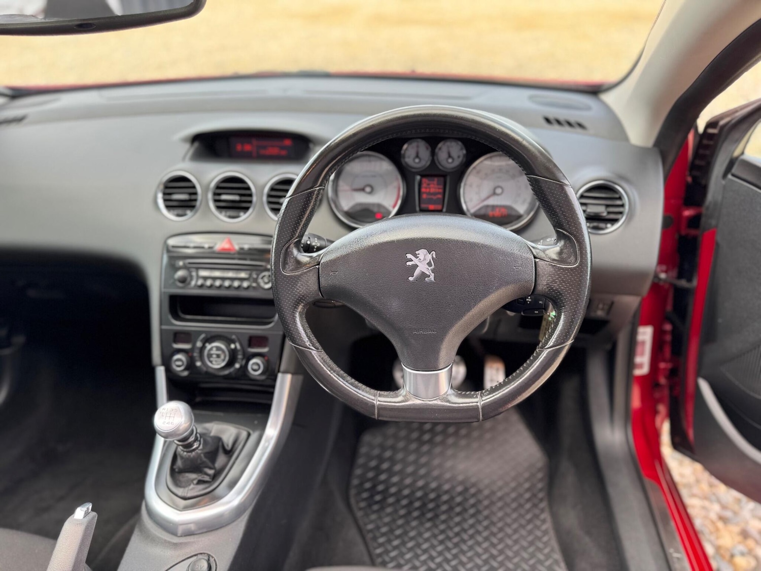 Used Peugeot 308 CC 2010 for sale - 76867031: Photo 22